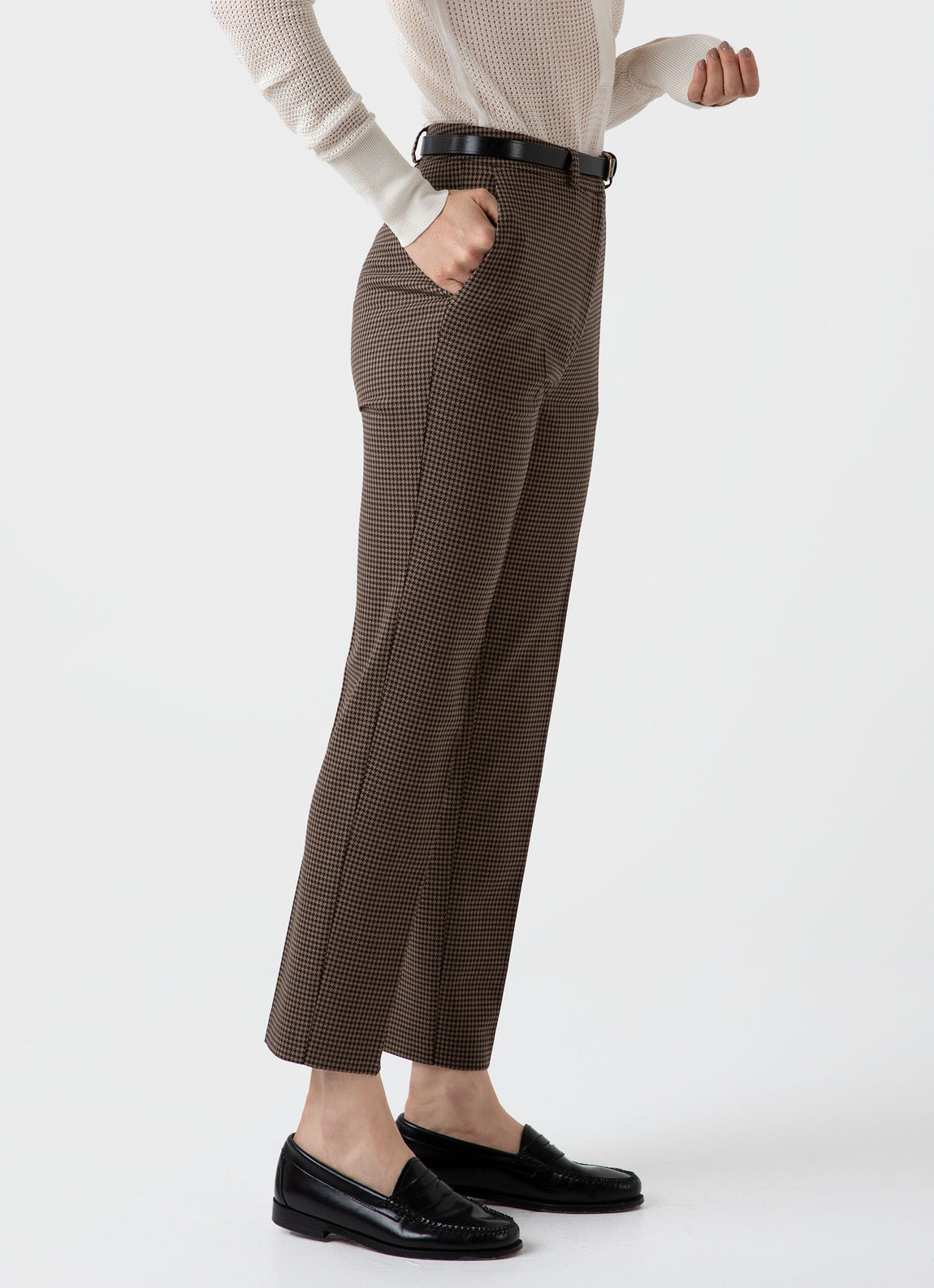 Women's Edie Campbell Tapered Trouser in Black/Tan Check