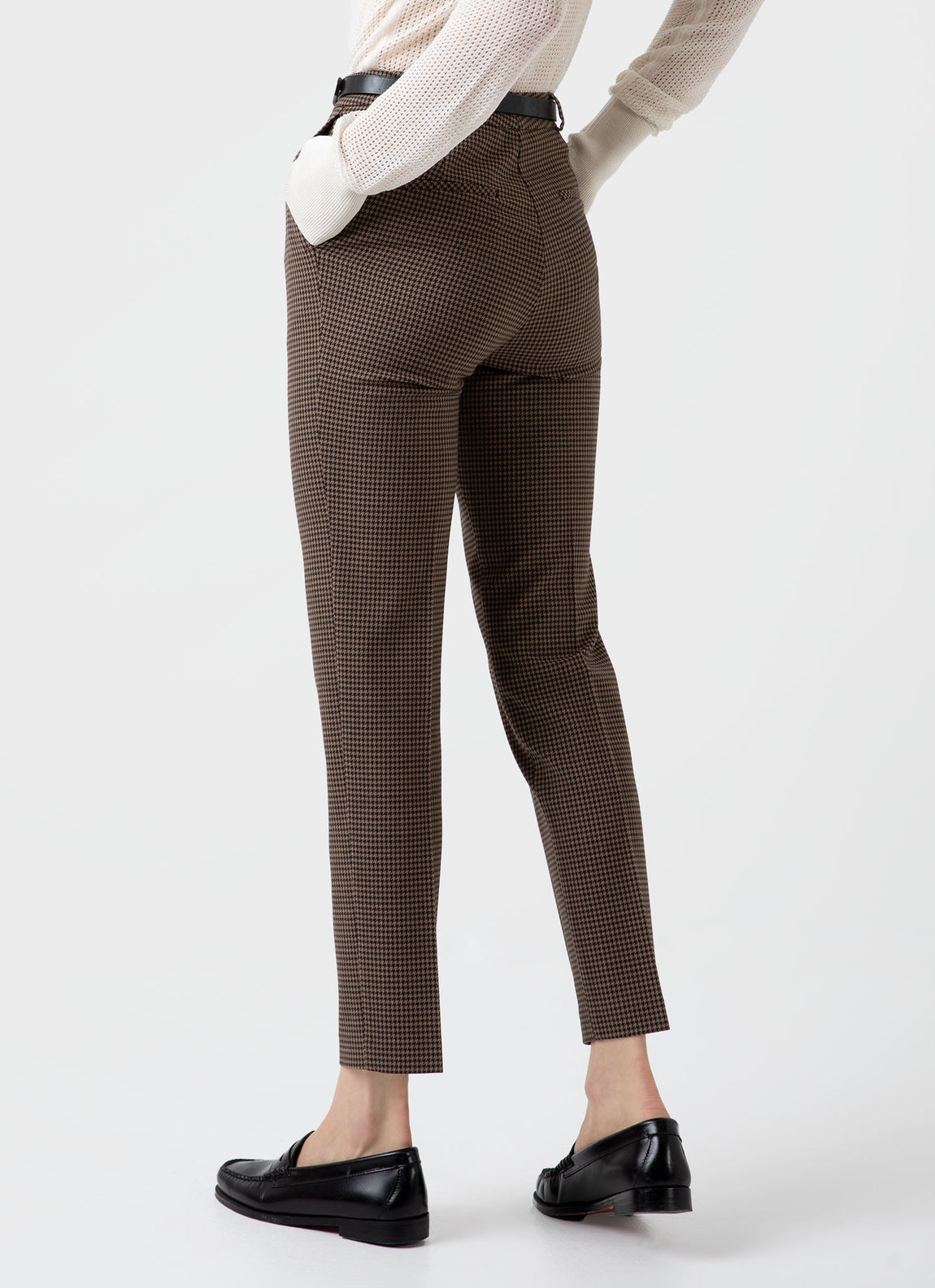 Women's Edie Campbell Tapered Trouser in Black/Tan Check