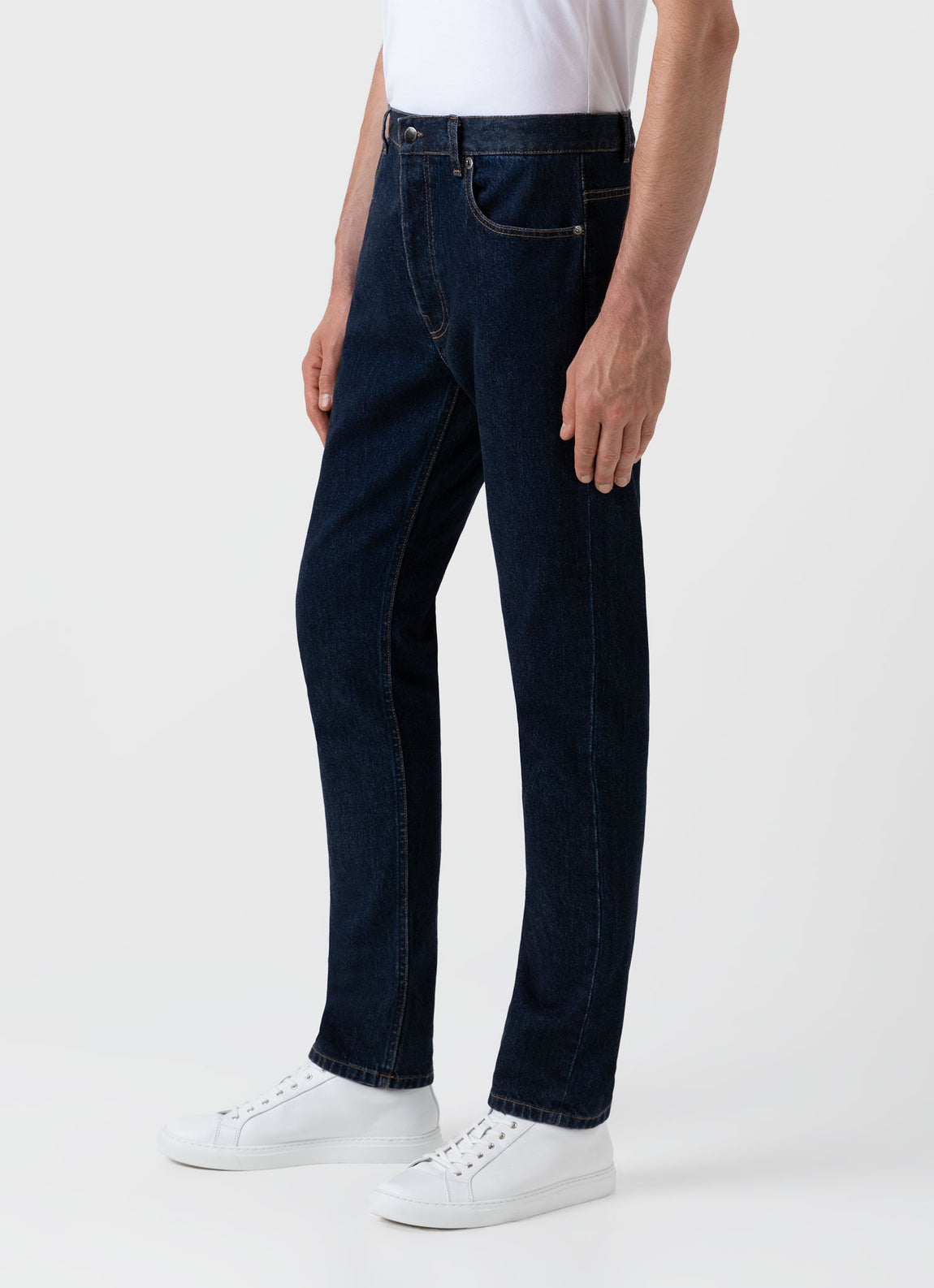 Men's Regular Fit Jeans in Rinse Wash Denim