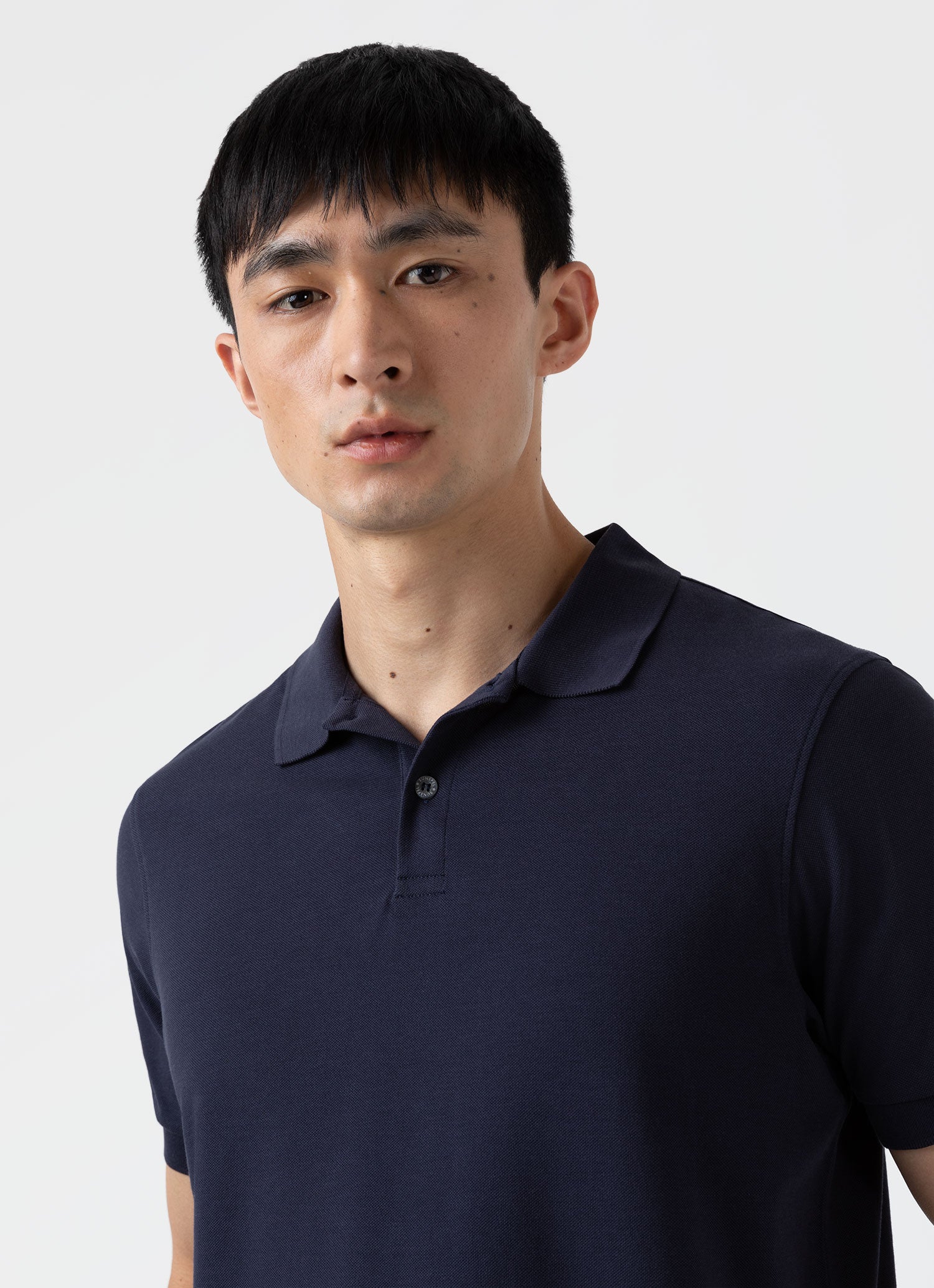 Men's Piqué Polo Shirt in Navy | Sunspel