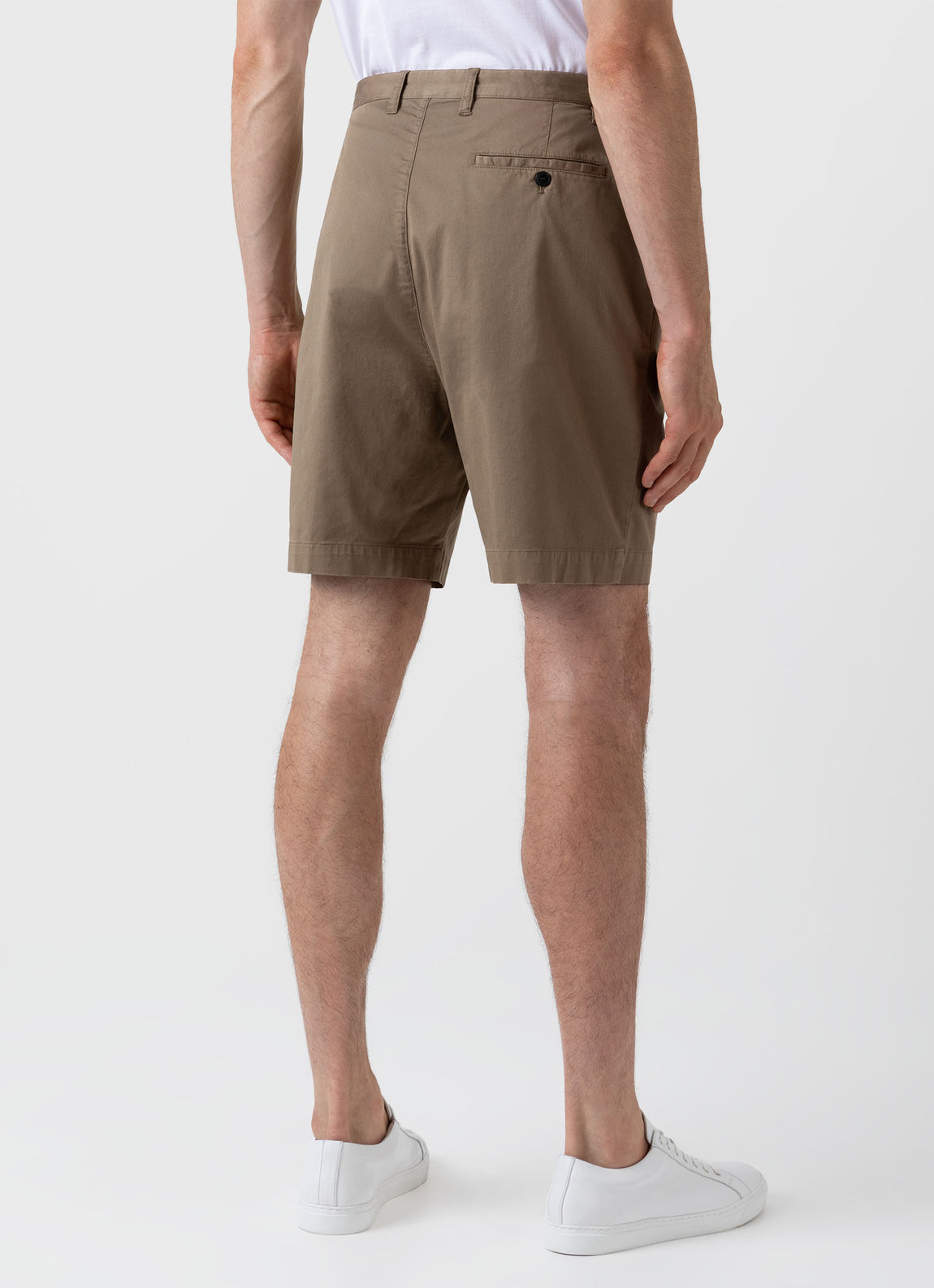 Men's Pleated Twill Shorts in Dark Stone