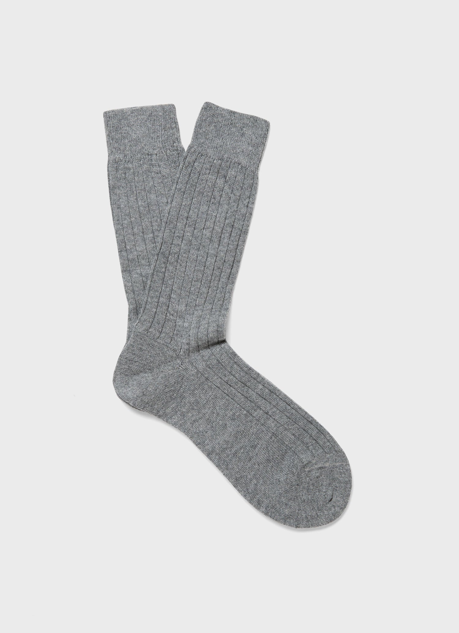 Men's Cashmere Ribbed Socks in Mid Grey Melange | Sunspel