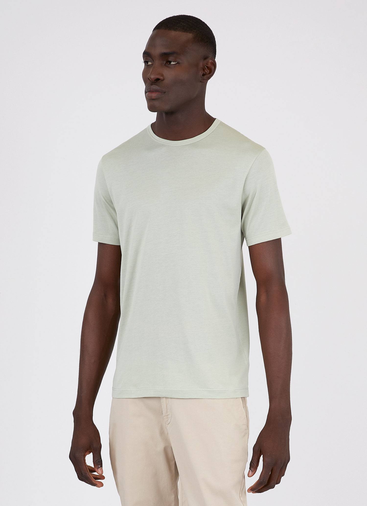 Men's Classic T-shirt in Pistachio