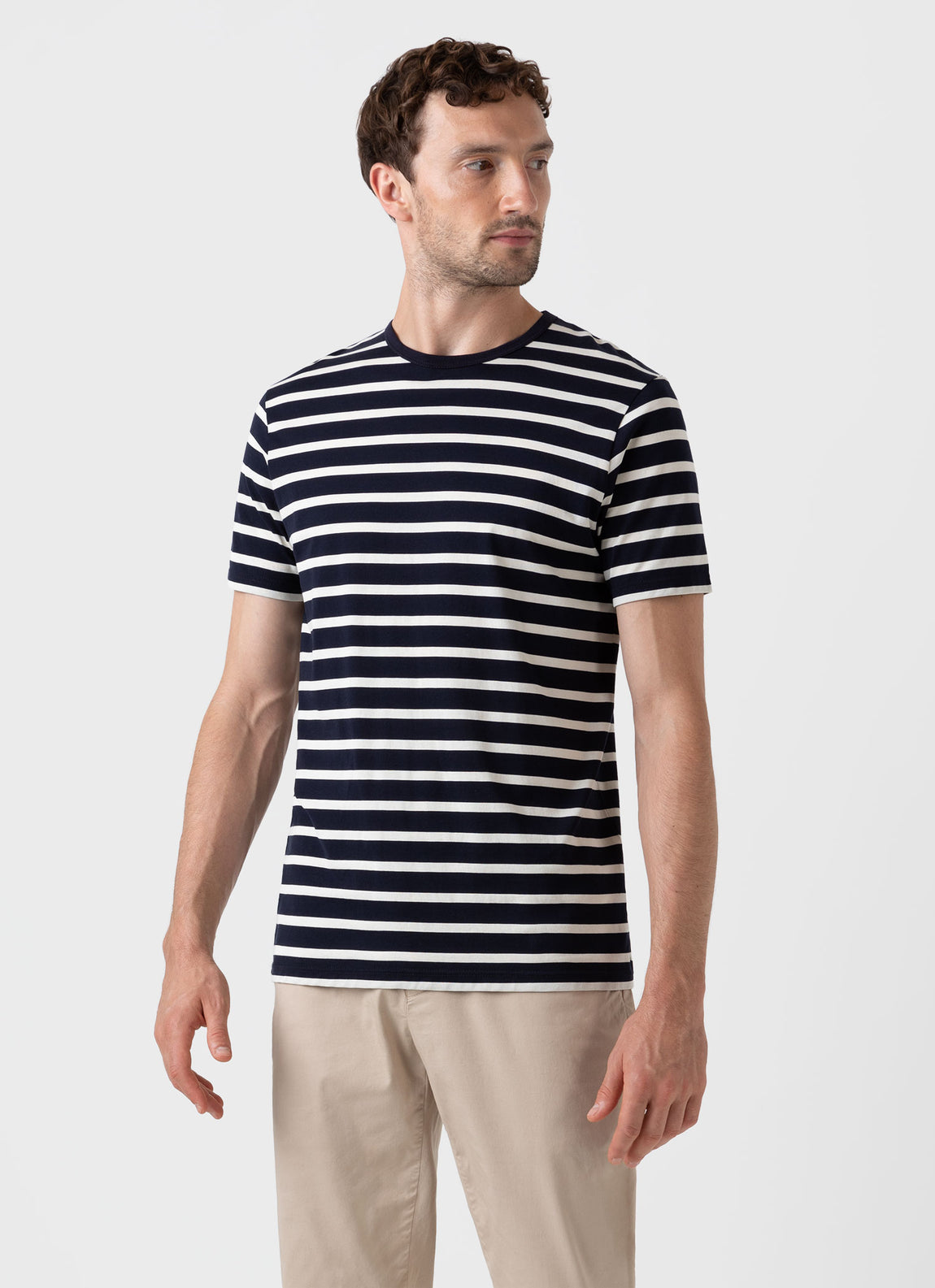 Arab alkohol Vandre Men's Classic Cotton Breton Stripe T-shirt in Navy/Ecru | Sunspel