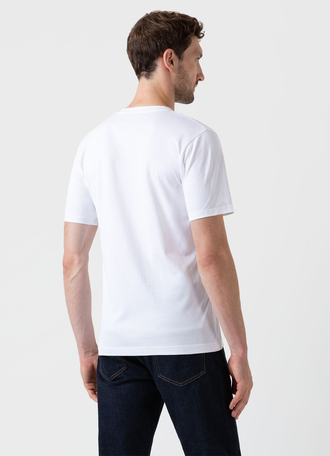 Men's Riviera Midweight V Neck T-shirt in White | Sunspel