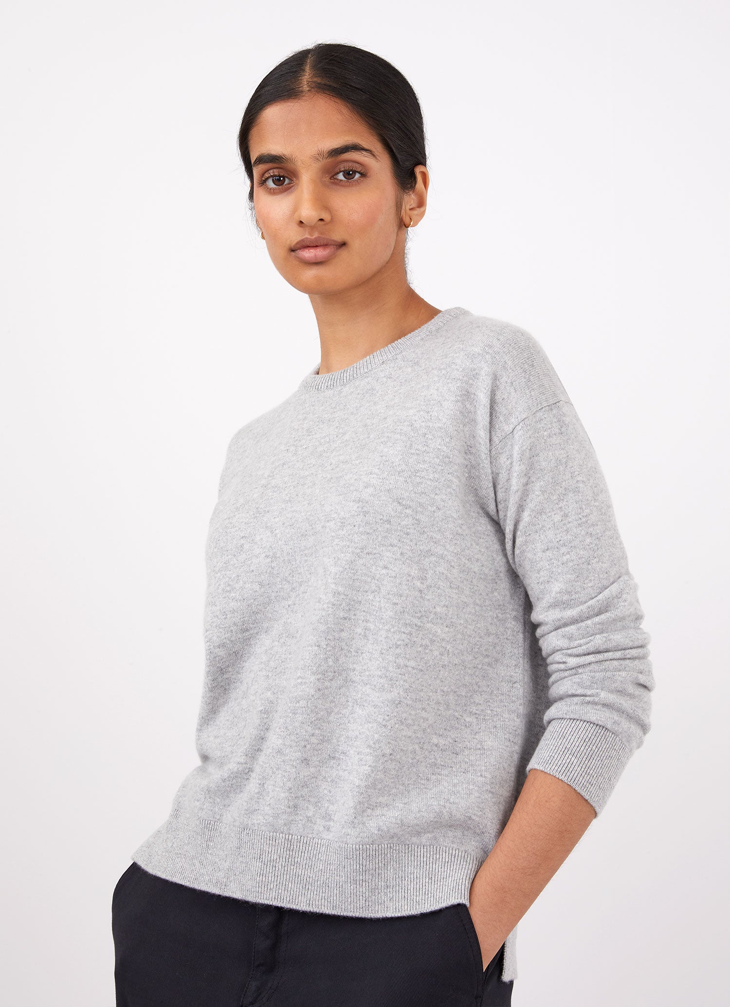 Women's Cashmere Crew Neck Jumper in Grey Melange