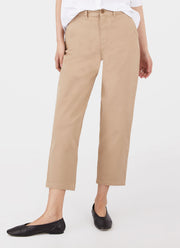 Women's Cotton Tapered Trouser in Stone